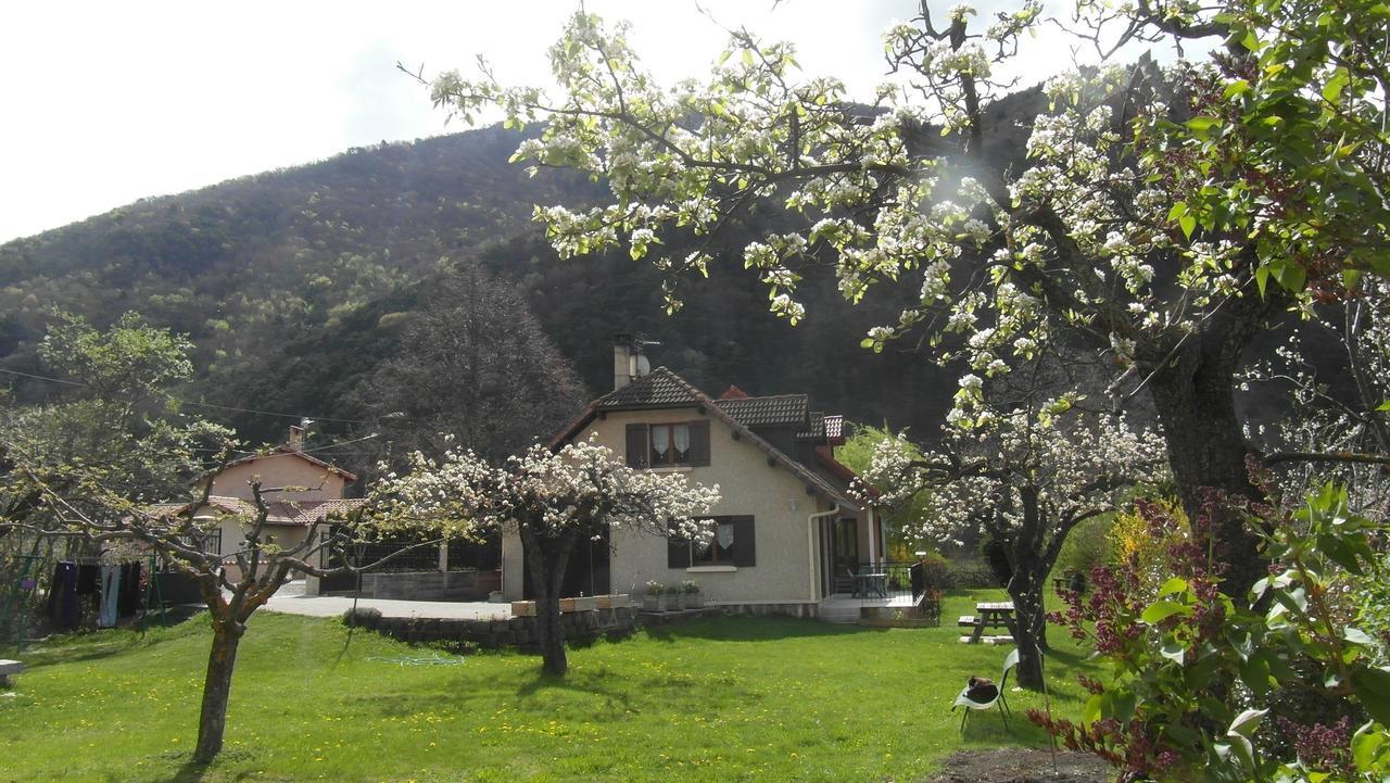 Bed and Breakfast Au Vieux Tilleul Veynes Экстерьер фото