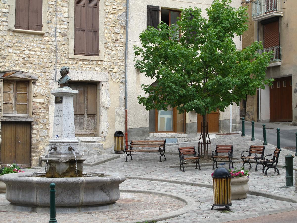 Bed and Breakfast Au Vieux Tilleul Veynes Экстерьер фото