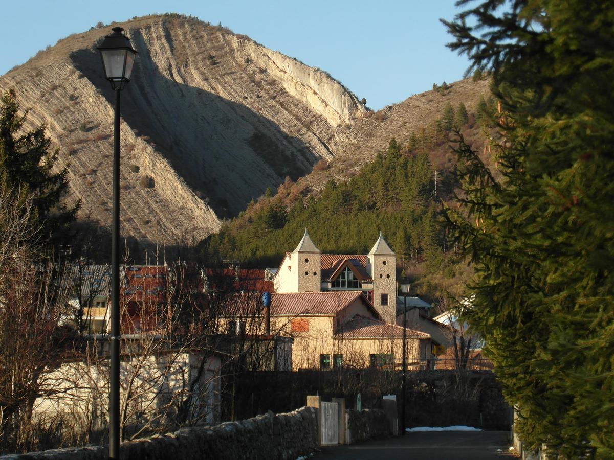 Bed and Breakfast Au Vieux Tilleul Veynes Экстерьер фото